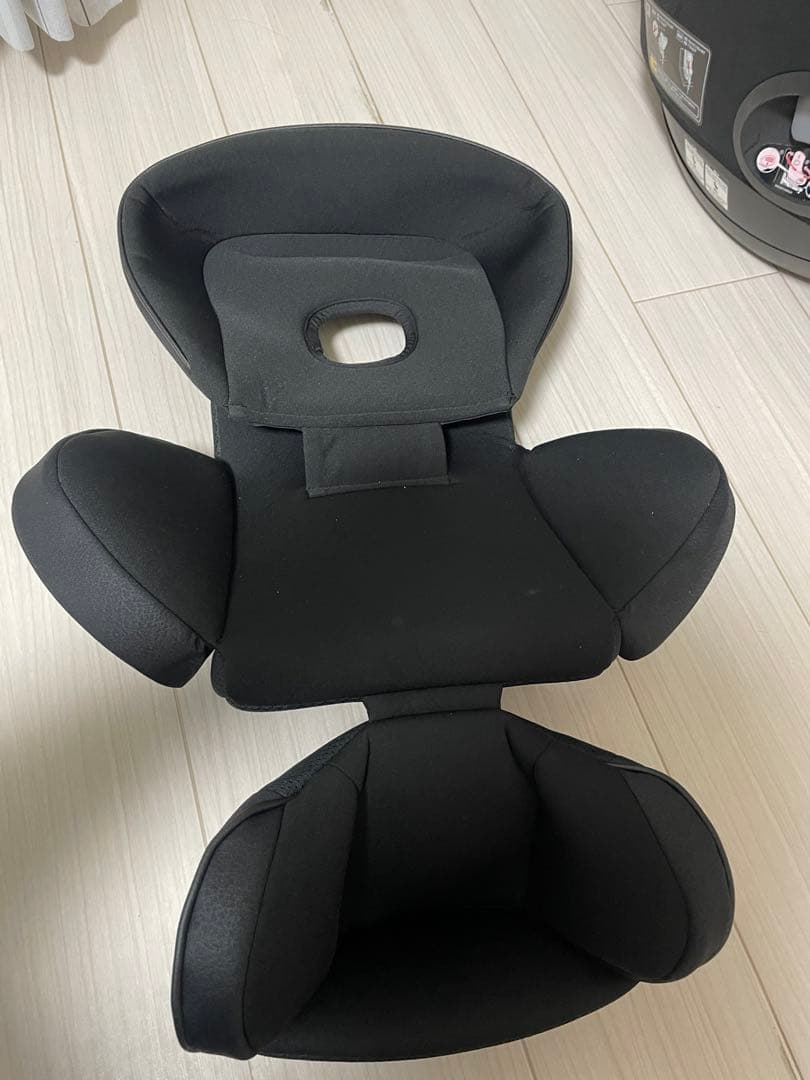 アップリカ　チャイルドシート　クルリラ　ビッテ　エックス