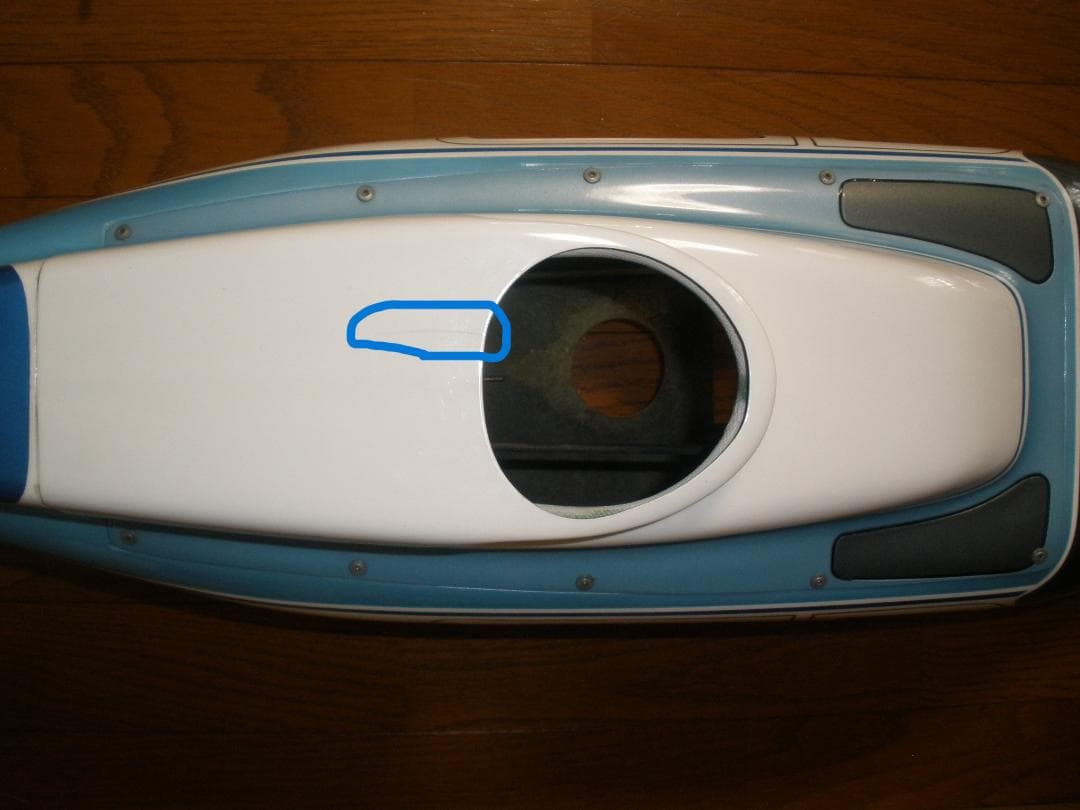 ラジコンヘリコプター　ジェットレンジャー　グラスボディ（脚付き）　ヒラモリ製