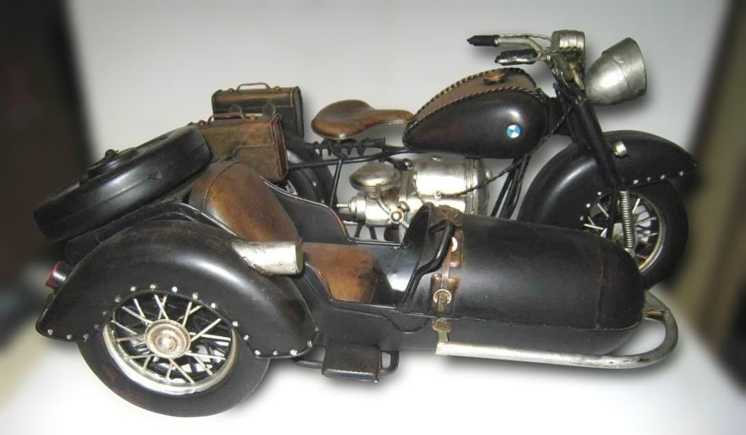 1/6 BMW バイク　サイドカー　黒　クールガールやバービーを乗せれます。