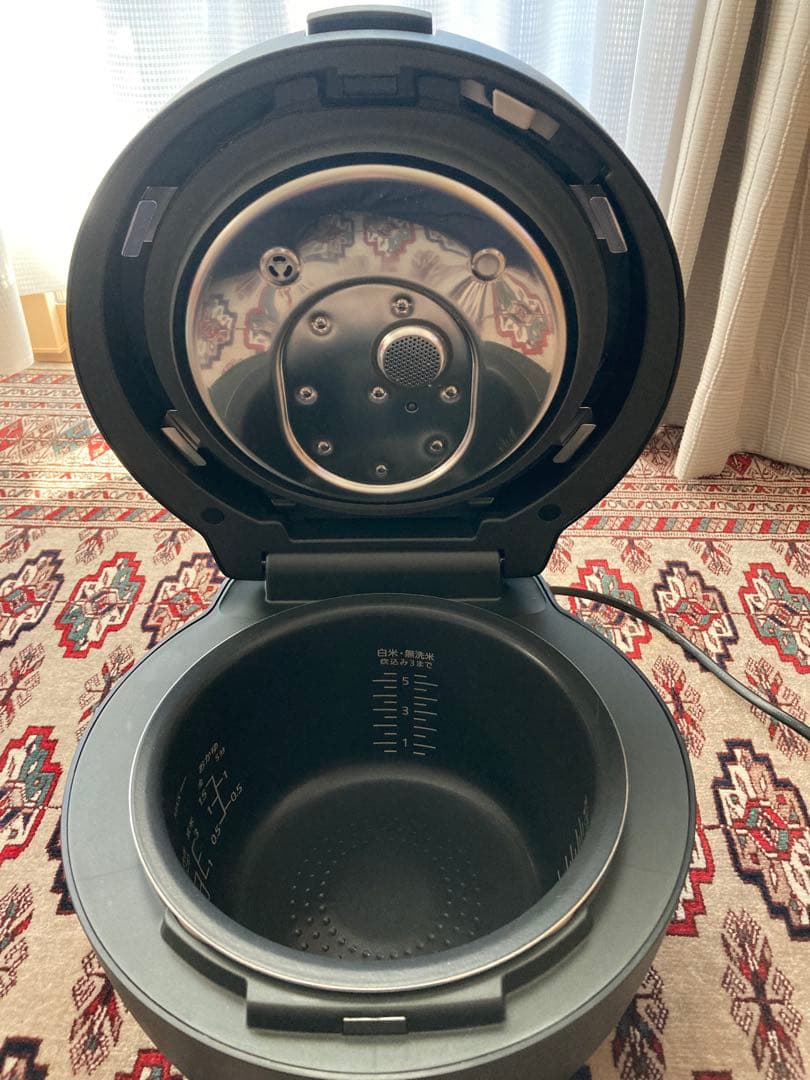 Panasonic bistro炊飯器 SR-W10BB 2025年製