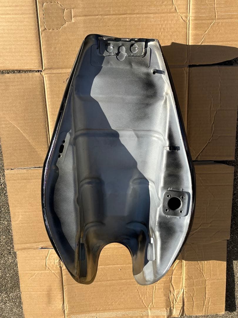 [美品]ゼファーχ 400タンク