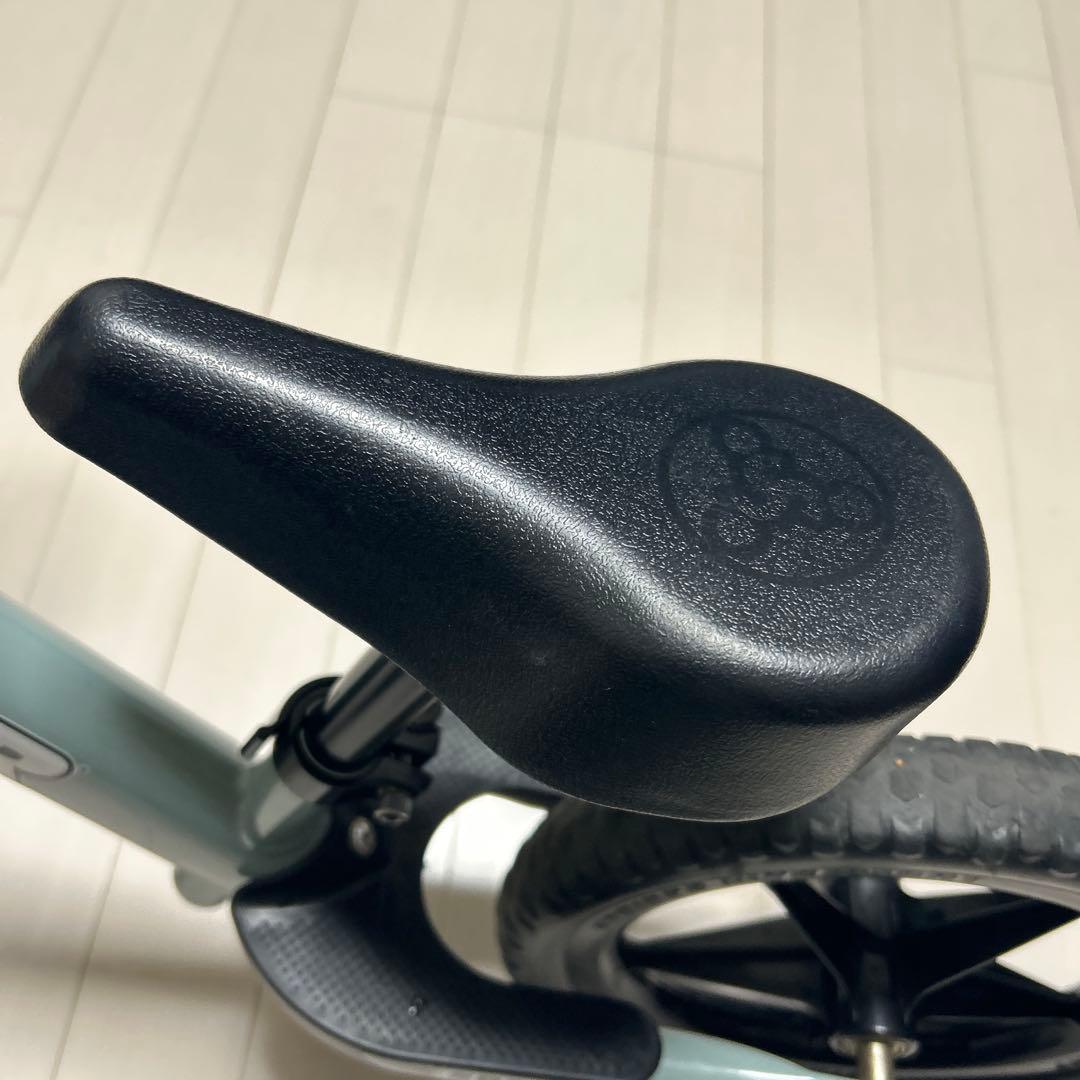 STRIDER バランスバイク 限定カラー　スポーツ