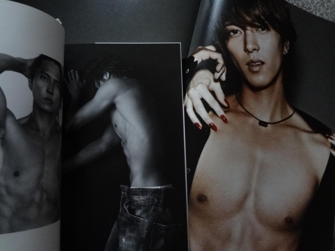 山下智久 　　　写真集   Circle  ・パンフA NUDE