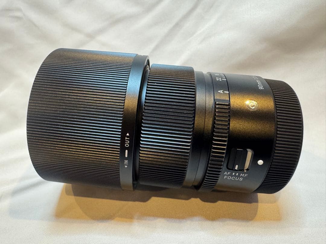 SIGMA 90mm F2.8 DG DN αEマウント