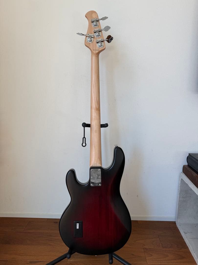 マ*シ様 【美品】Sterling by Music Man SUB Serie