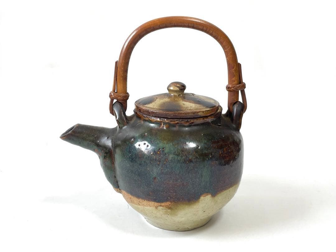 陶芸家　人間国宝　金城次郎　土瓶　急須　水注　沖縄　やちむん　壺屋焼　琉球　陶芸