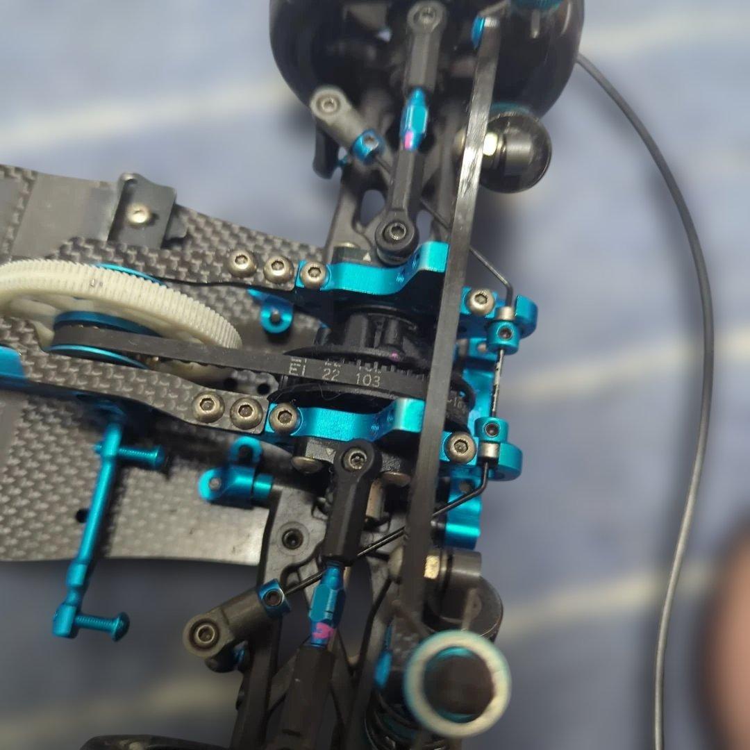 タミヤ　TRF419XRシャーシのみ