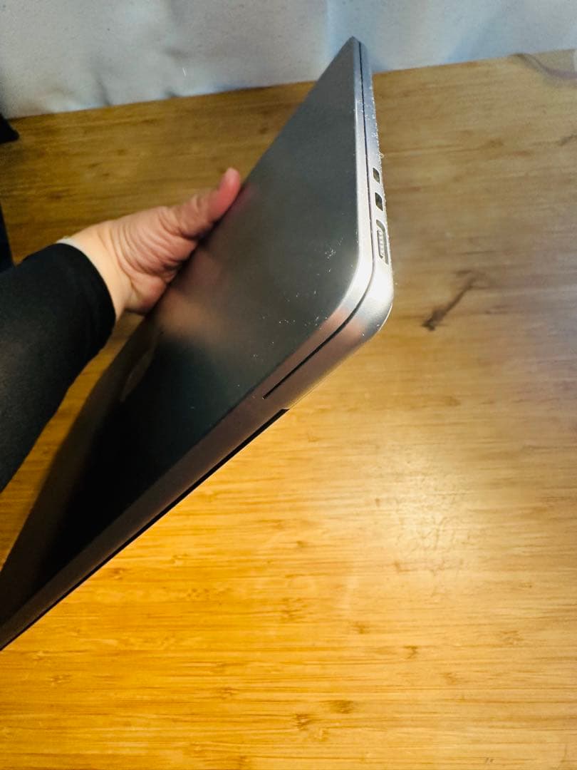 MacBook本体 MacBook Air M2 16GB 513GB SSD