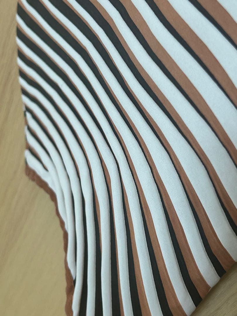 【希少】ISSEY MIYAKEイッセイミヤケ ウェービープリーツサルエルパンツ