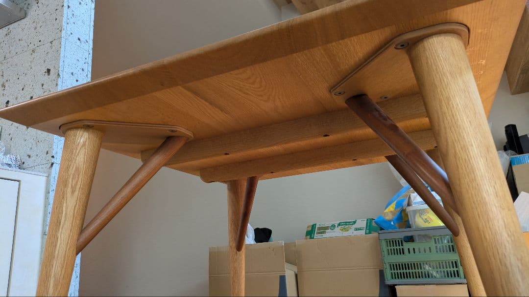 （3月29日まで出品）日進木工　テーブル