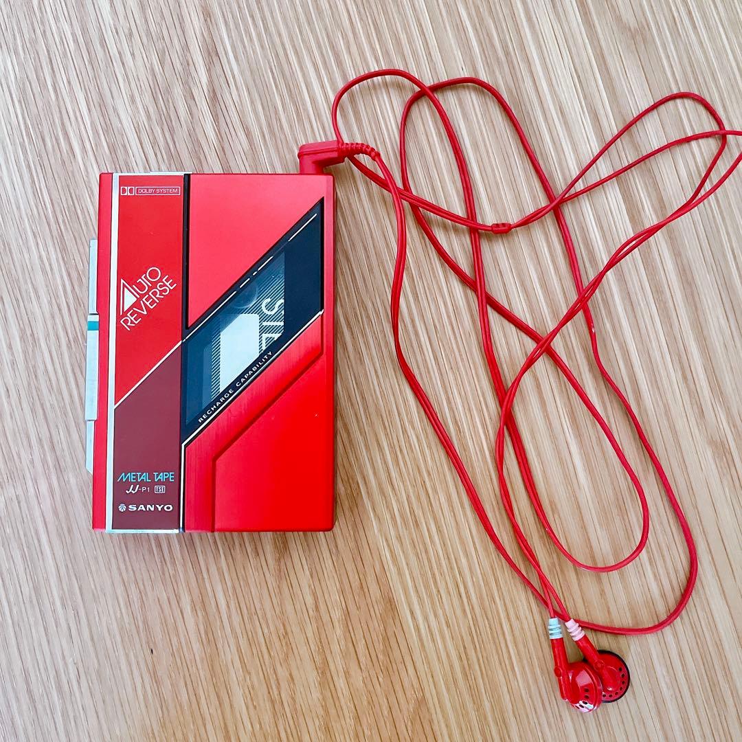 激レア SANYO JJ-P1 カセットプレーヤー レッド