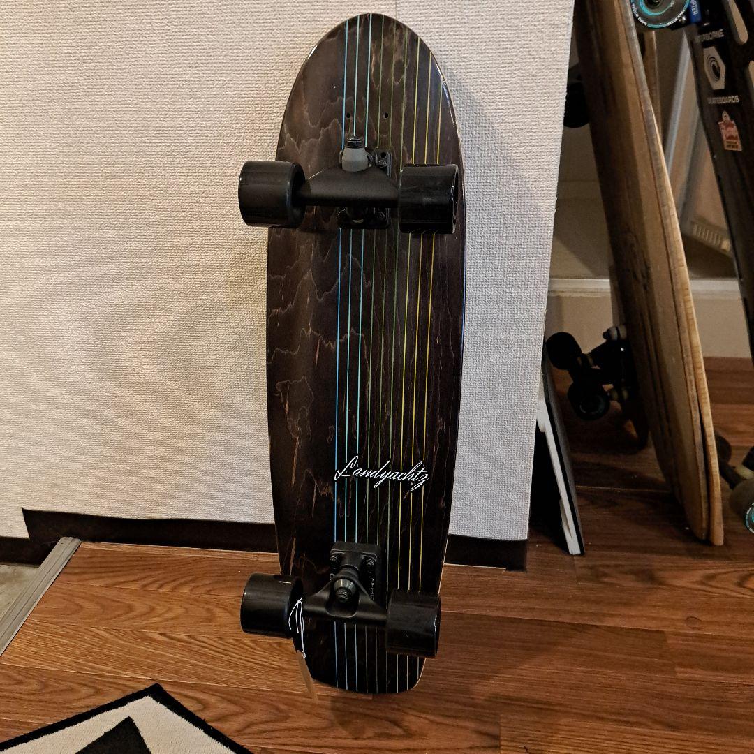 Landyachtz サーフスケートボード