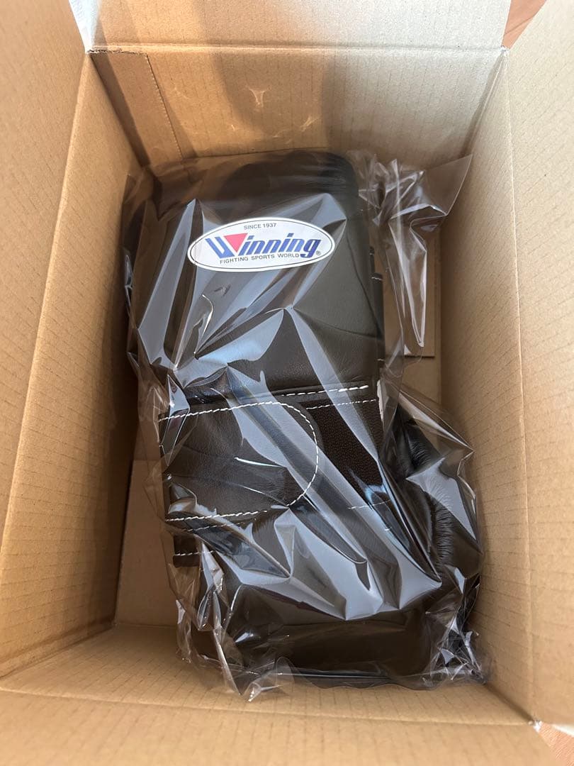 【新品】Winning ウイニング　8オンス　グローブ　ブラック