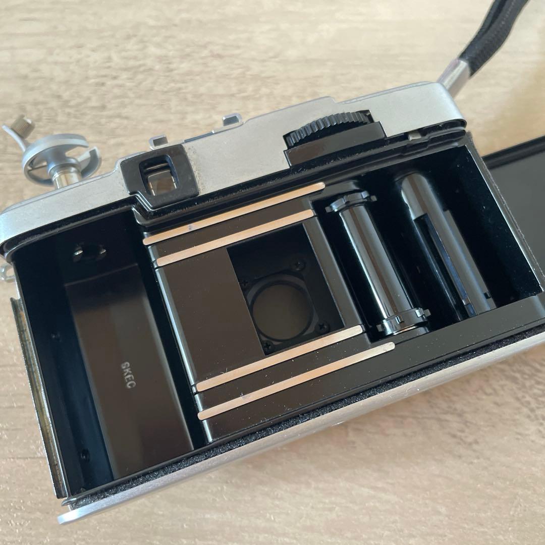 ハーフ フィルムカメラ OLYMPUS-PEN EE-3