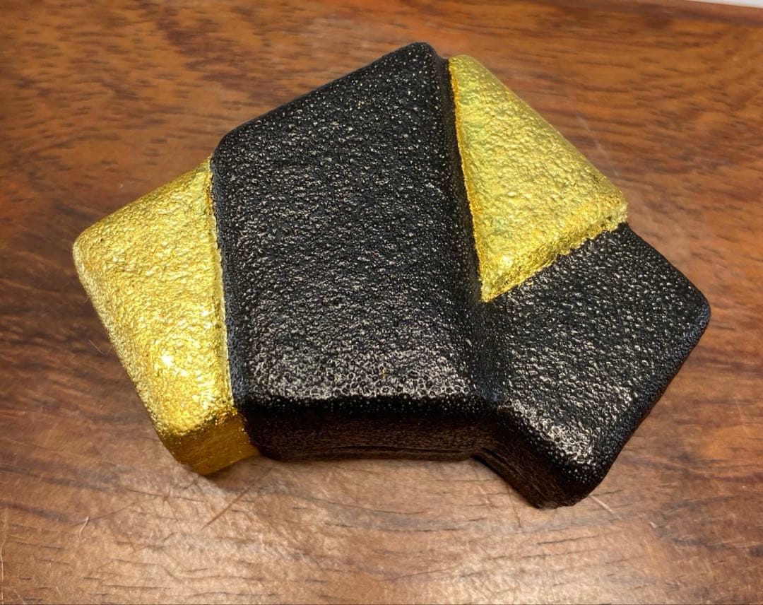 【茶道具】寒川栖豊造　那智黒結文香合（共箱）