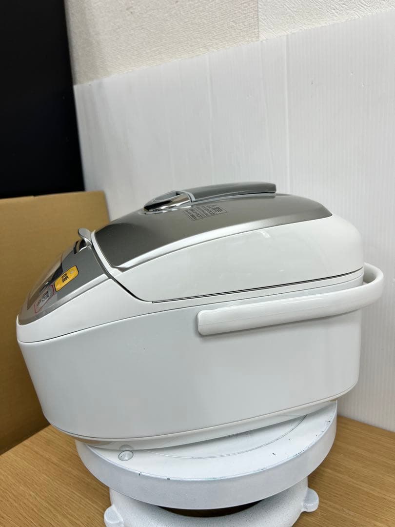 Panasonic STEAM-IH SR-SY106J 1.0L 2018年製