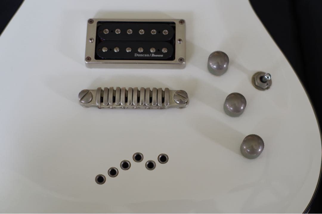 希少白！Ibanez SZ320EX 美品 DuncanPU＋新品ギグバッグ付！