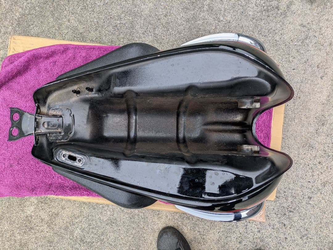 Kawasaki W650タンク クローム ブラック