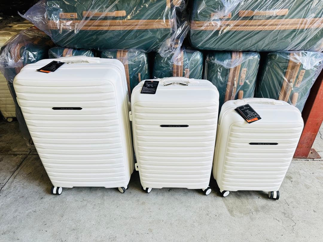 数量限定　ホワイトキャリーケース 3点セット
