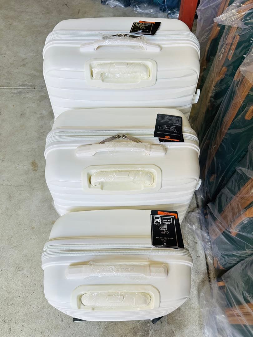 数量限定　ホワイトキャリーケース 3点セット