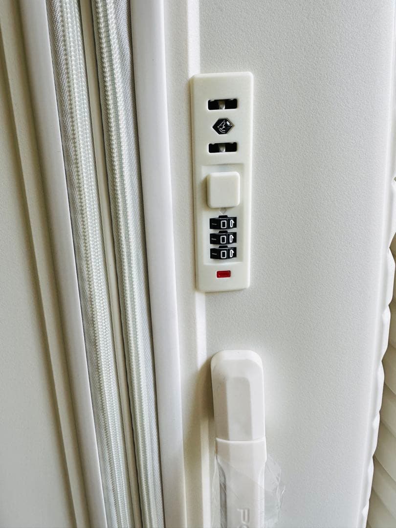 数量限定　ホワイトキャリーケース 3点セット