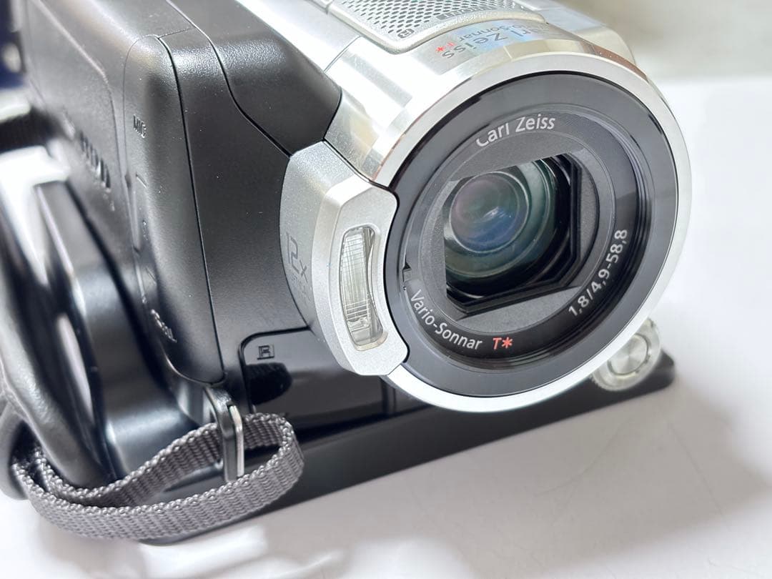 ビデオカメラ SONY HDR-SR11 FULLHD HANDYCAM