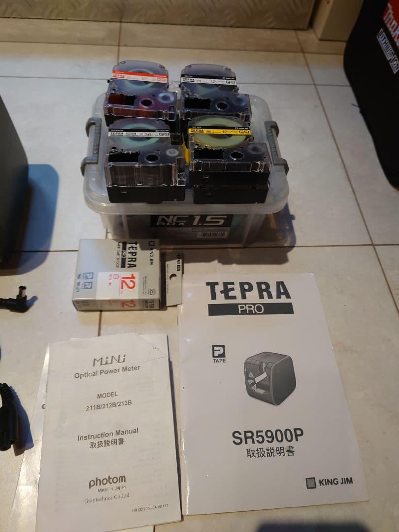 TEPRA SR5900P ラベルプリンター 6色テープ付き