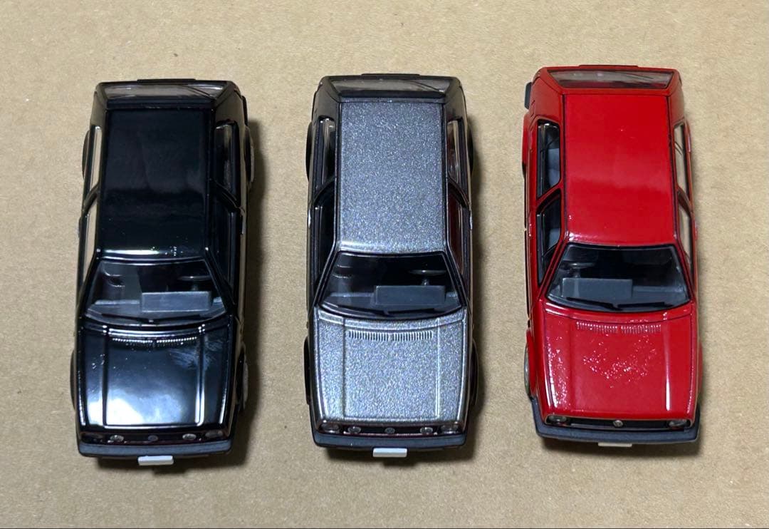 トミカリミテッドヴィンテージネオ フォルクスワーゲン ゴルフⅡ 3台セット