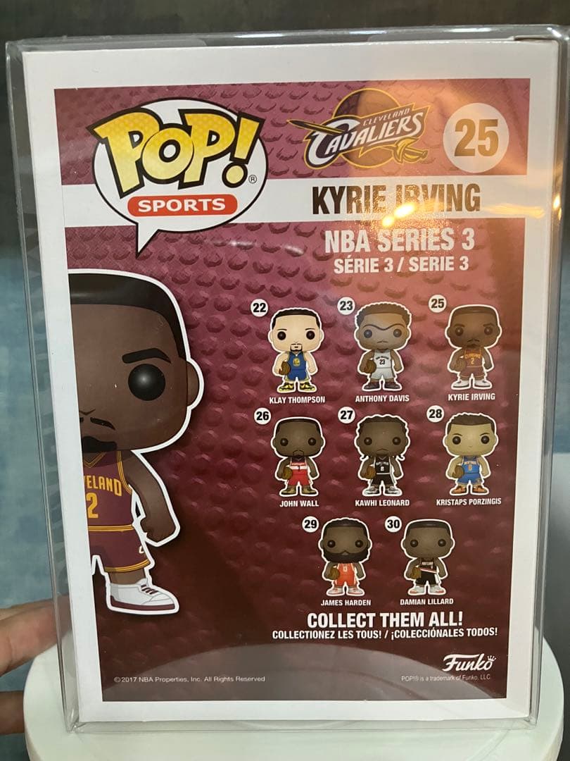 Kyrie Irving funko pop PSAサイン入り