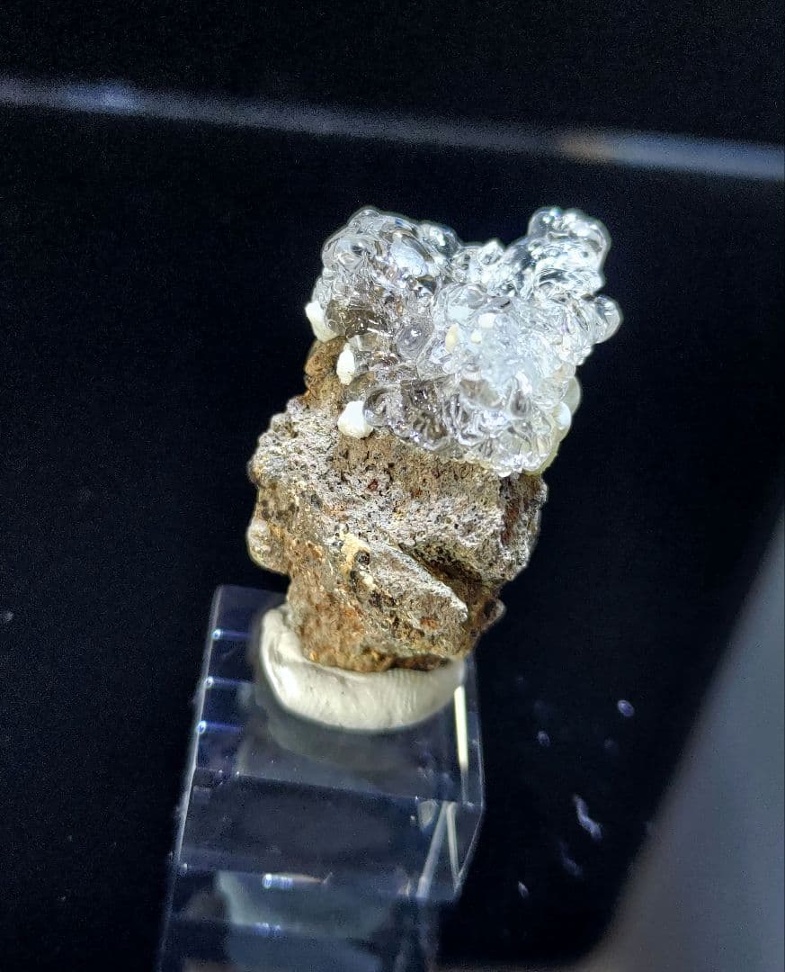 玉滴石 ハイアライト 鉱石 鉱物 ミネラル 原石 標本 母岩付き②