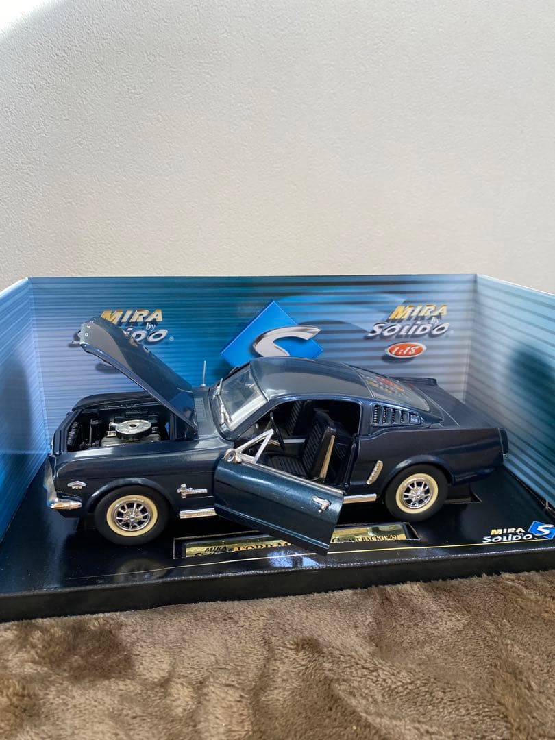 MIRA SOLIDO ＆EAGLEマスタング1/18 3台セット