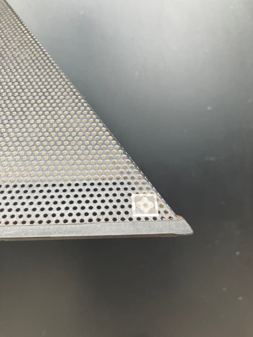 【値下げ】三原昌平　ヤマギワ　金属製 ピラミッド型 ペンダントライト【黒色】