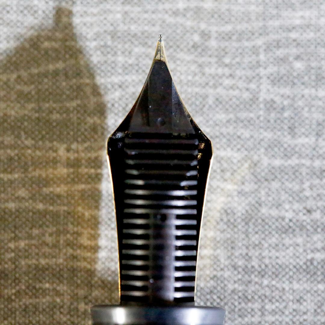 【美品 送料込み】モンブラン 万年筆 １４９ マイスターシュテュック １８Ｋ