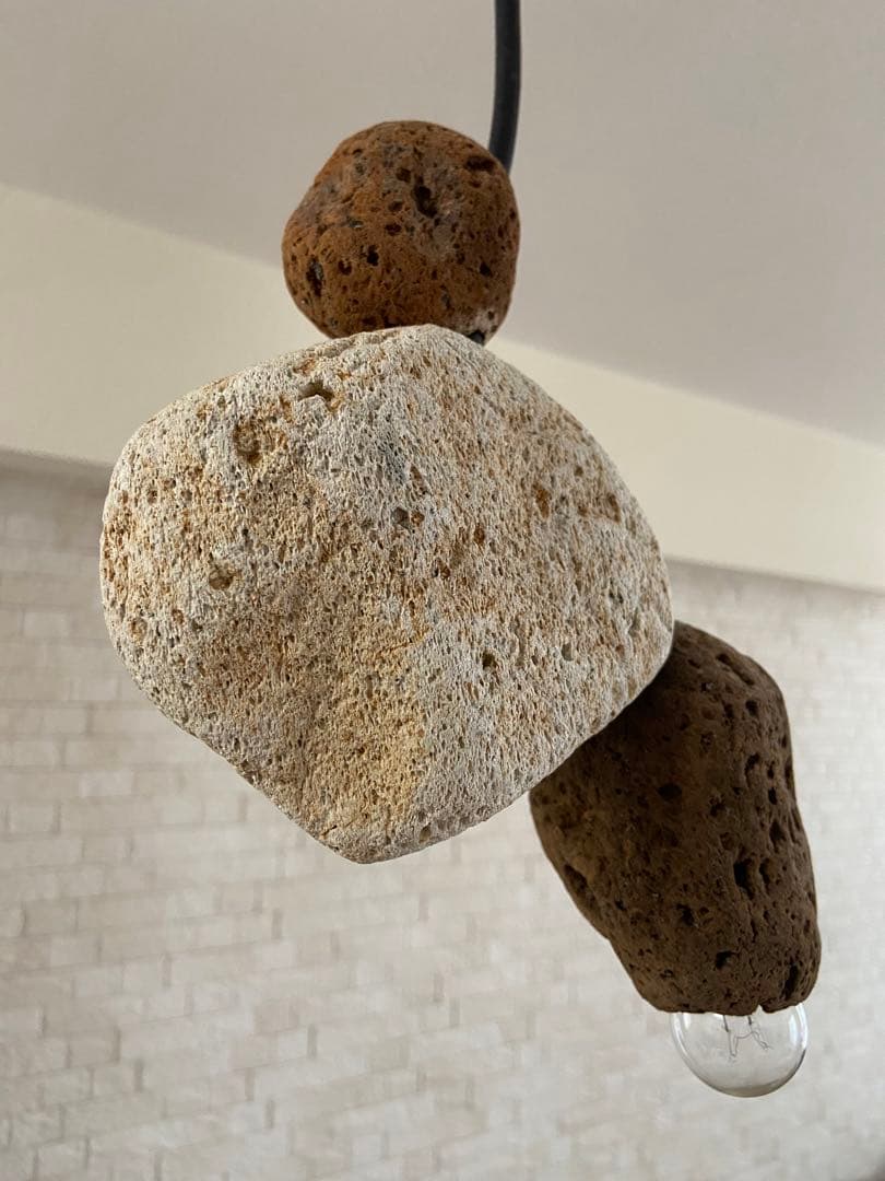 more light (モアライト) light years(ライトイヤーズ)