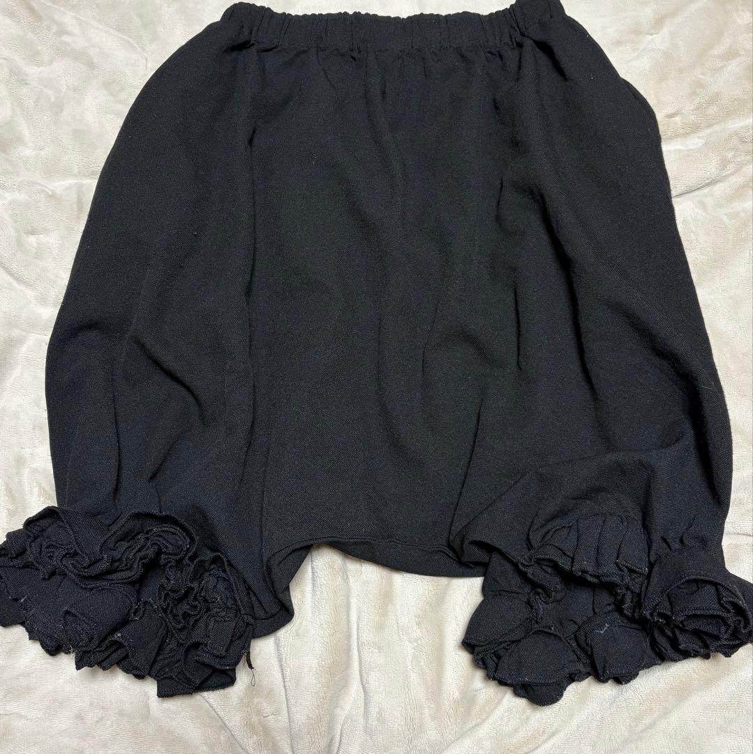 フリル付きサルエルパンツ (ブラック)