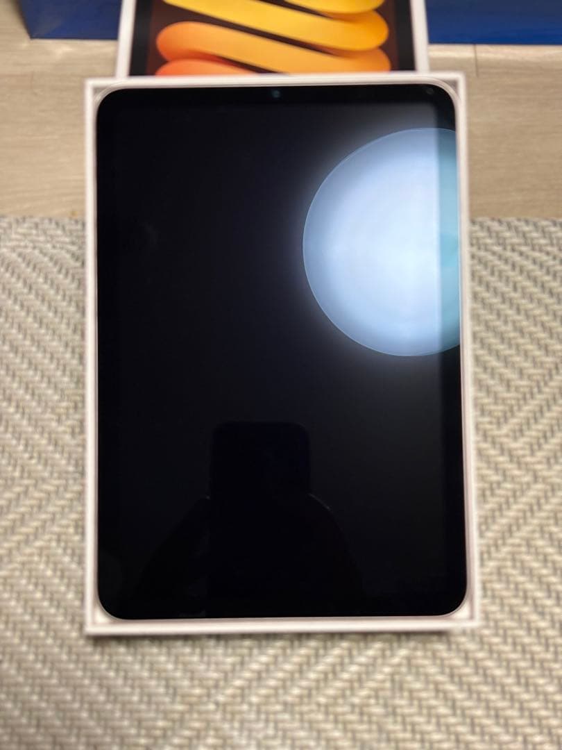 iPad mini 6 256GB Wi-Fiモデル（ガラスに少しヒビ有り）