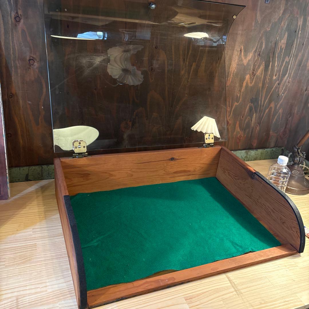 アンティーク　ショーケース　コレクション　ケース　ディスプレイ