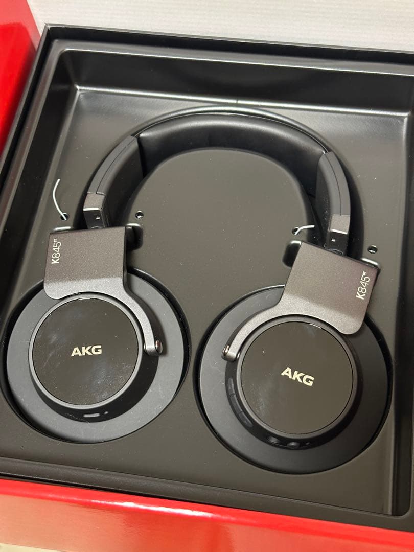 ペルソナ5 佐倉双葉 受注生産AKG K845 BT ワイヤレスヘッドホン