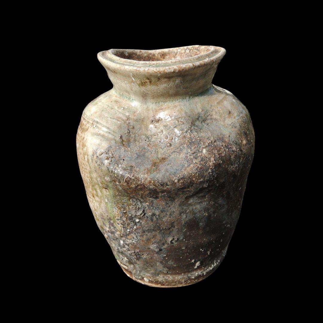 古信楽焼　踞壺　茶壺　窯変灰被り