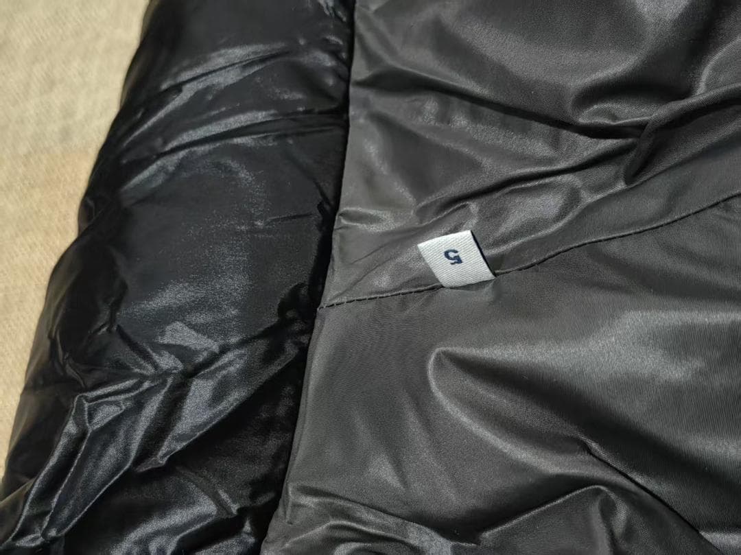 モンクレール　ダウンベスト　ワッペン　5 黒