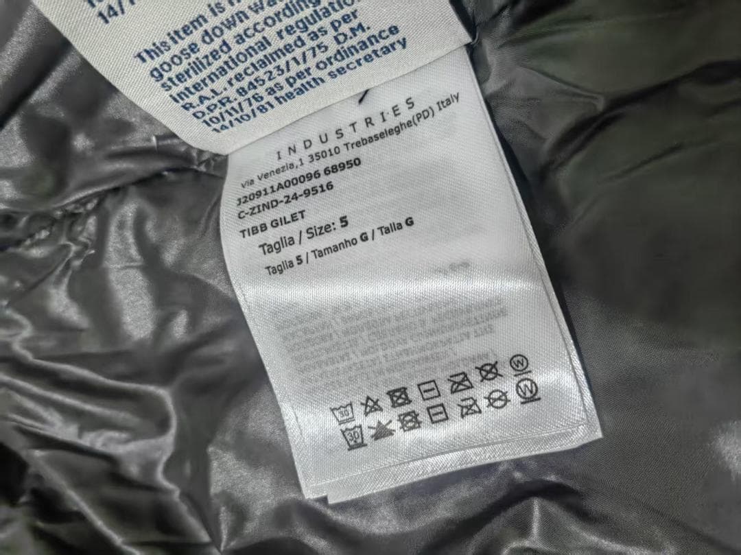 モンクレール　ダウンベスト　ワッペン　5 黒