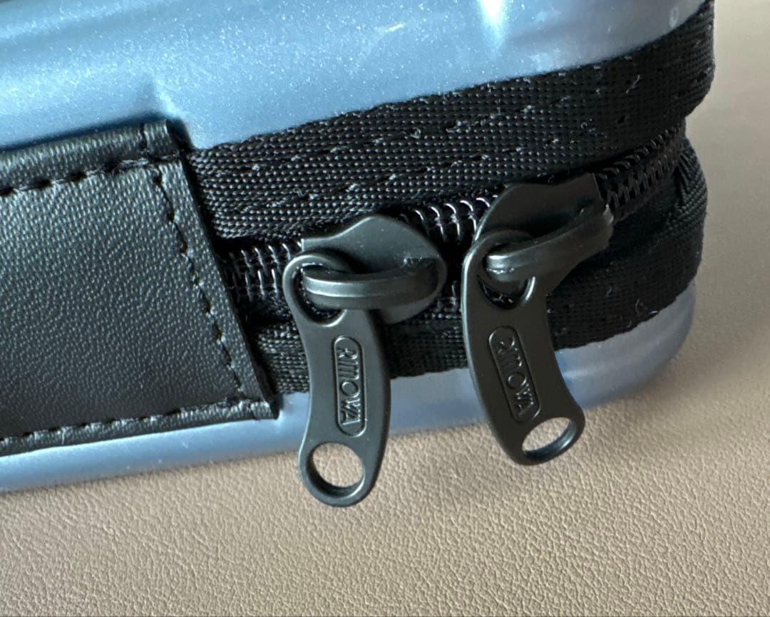 リモア RIMOWA タイ航空ファーストクラス アメニティ