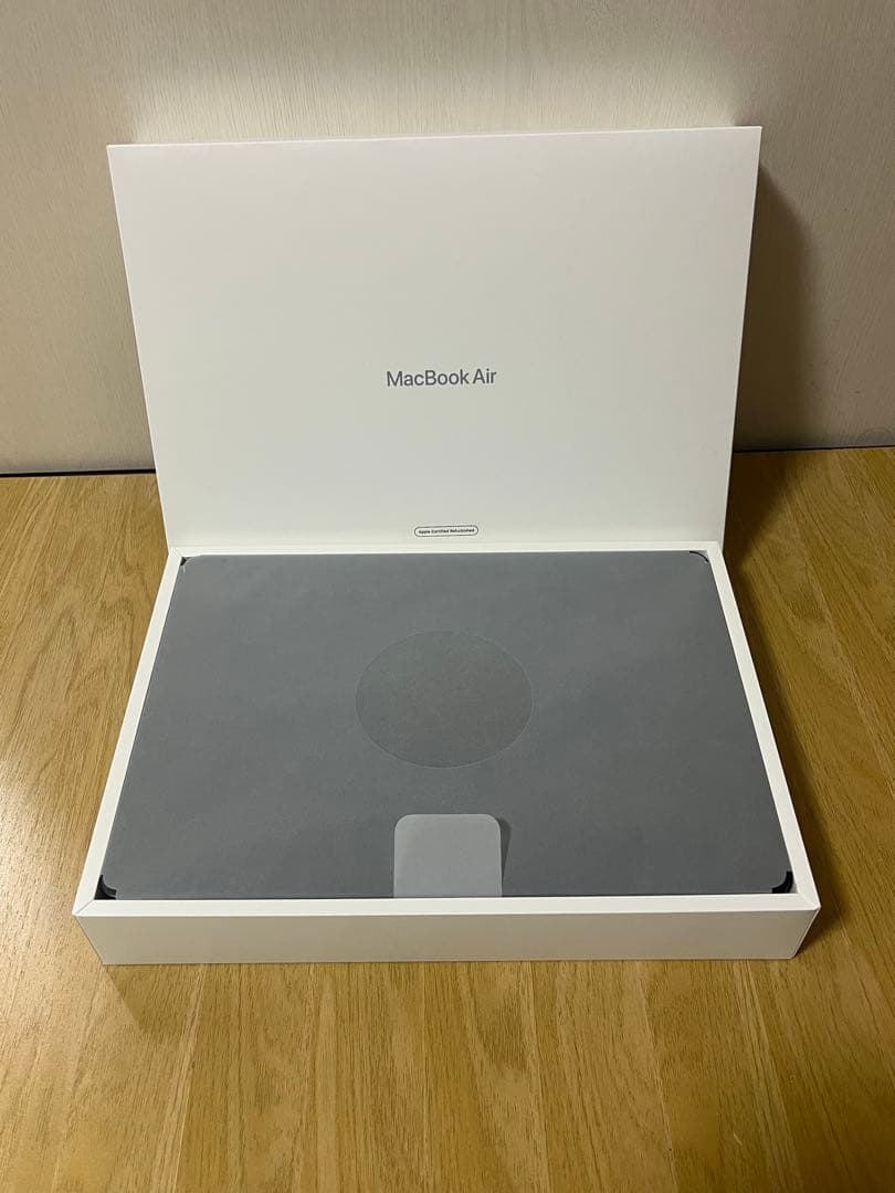 MacBook Air M2 13.6インチ ミッドナイト 256GB 8GB