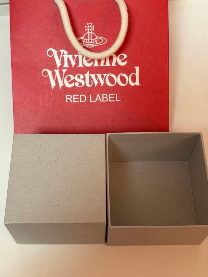 【保証書つき】Vivienne Westwood Diamante heart