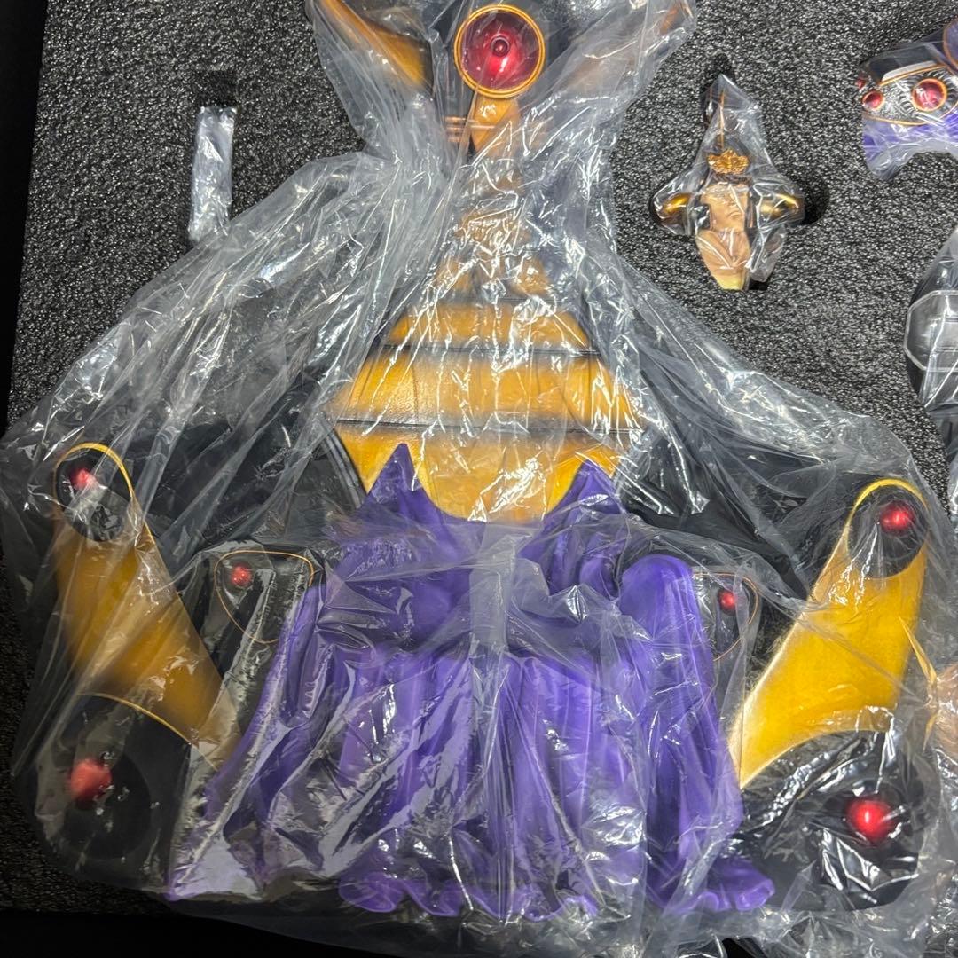 17　未組立品　超稀少　スパイスシード　ラオウ　玉座　ゴールドカラー　北斗の拳