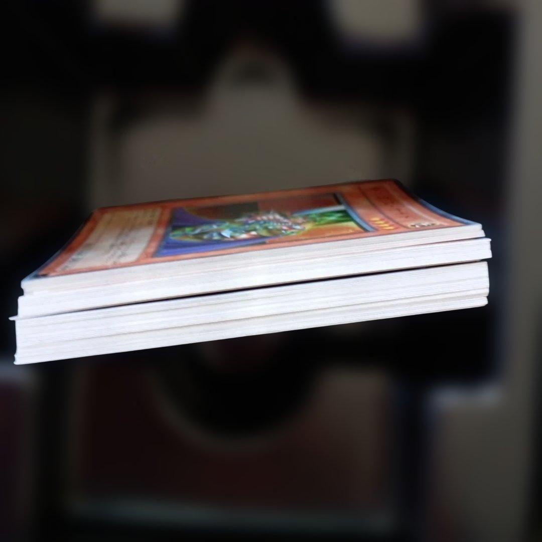 遊戯王　コレクターズティン缶2003