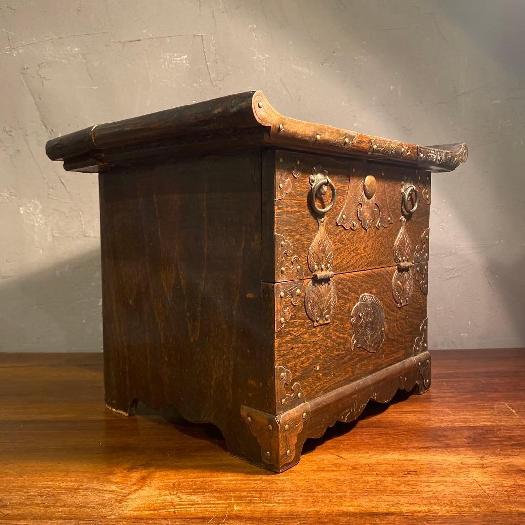 時代物 李朝箪笥 バンダジ 骨董品 飾り台 時代金具 木製チェスト 金庫
