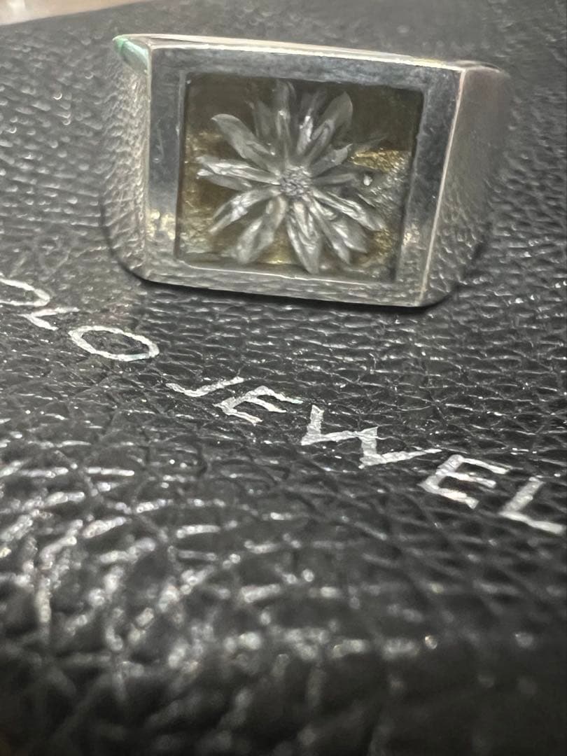 アクセサリー XOLO JEWELRY / Signet Ring with Flower