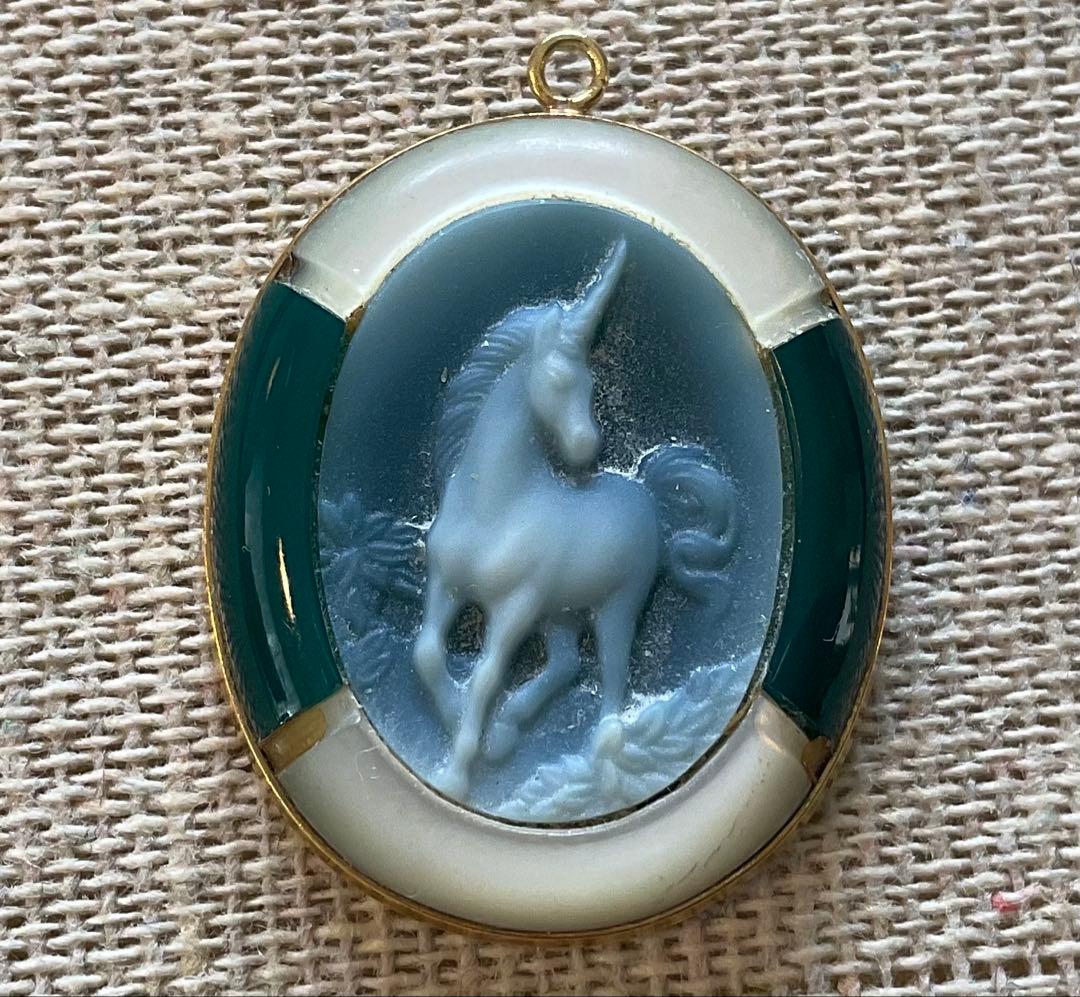 K18 Agate-Cameo UNICORN メノウカメオ ペンダント