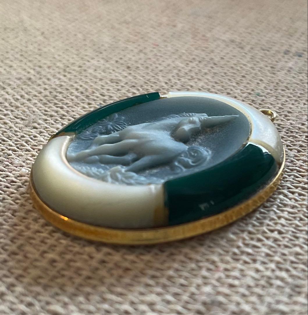 K18 Agate-Cameo UNICORN メノウカメオ ペンダント